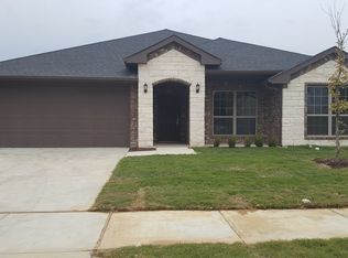 2865 Pacifico Way, Fort Worth, TX 76111