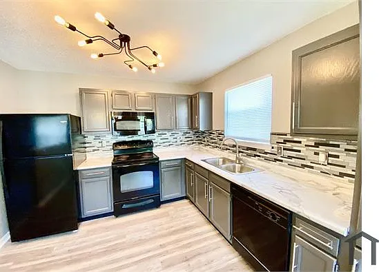 1511 Blue Grass Pkwy — Photo 7