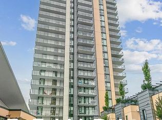 1401 Hunter St #1407, North Vancouver, BC V7J0E2