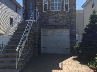 514 Bedford Ave, Staten Island, NY 10306