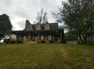 195 Bunker Hill Rd, Elizabethton, TN 37643