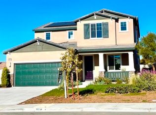 1131 Poinsettia Cir, Calimesa, CA 92320