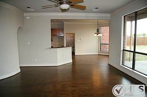 5th image of 3055 Belmont Ln