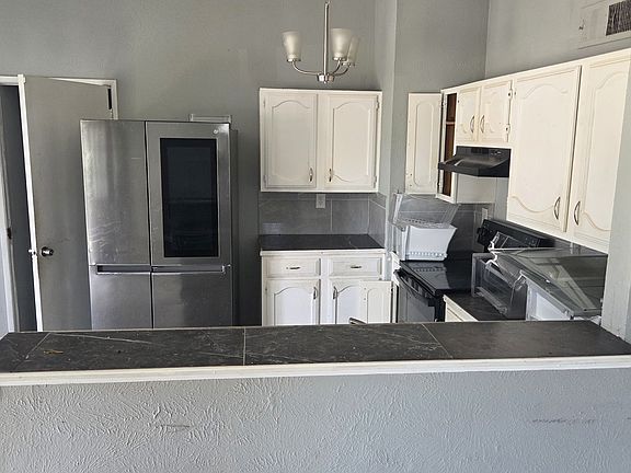 2nd image of 9519 Timberbluff Rd #1