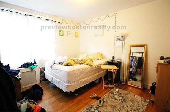 2nd image of 2003 Commonwealth Ave #99