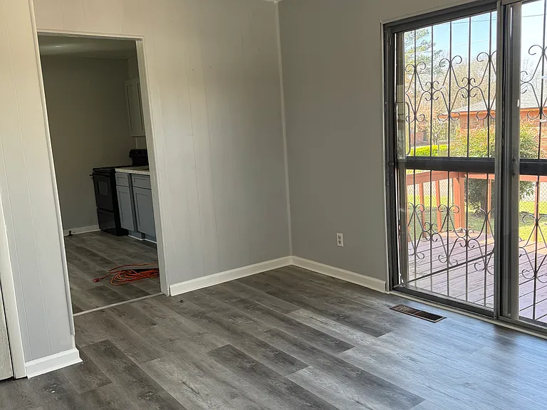 3748 George Ave SW — Photo 7
