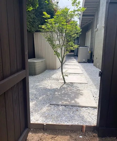 1521 Ramona Ave — Photo 15