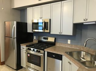 840 Spaight St APT 2, Madison, WI 53703