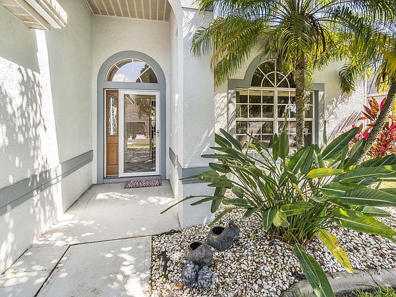 2nd image of 7038 Hammock Trace Dr