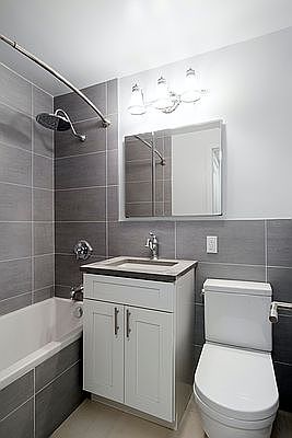 4th image of 784 Columbus Ave APT 5T
