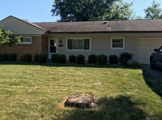 65 Blackstone Dr, Dayton, OH 45459