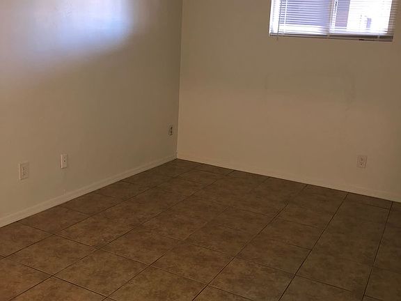 4th image of 3358 N 15th Ave APT 4