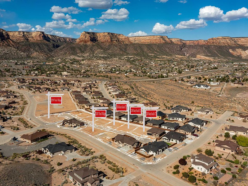 2nd image of 2298 Trail Ridge Rd