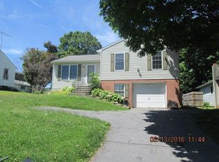 240 Peach Bottom Rd, Willow Street, PA 17584