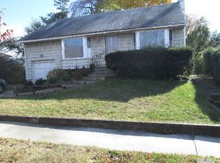 2 Marlene Dr, Syosset, NY 11791