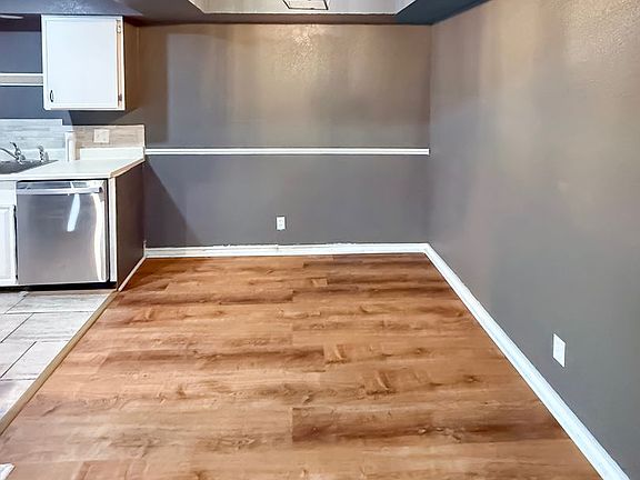 3rd image of 2206 E 66th Pl Unit 1611