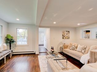 1 Cedar Ave, Morris Plains, NJ 07950