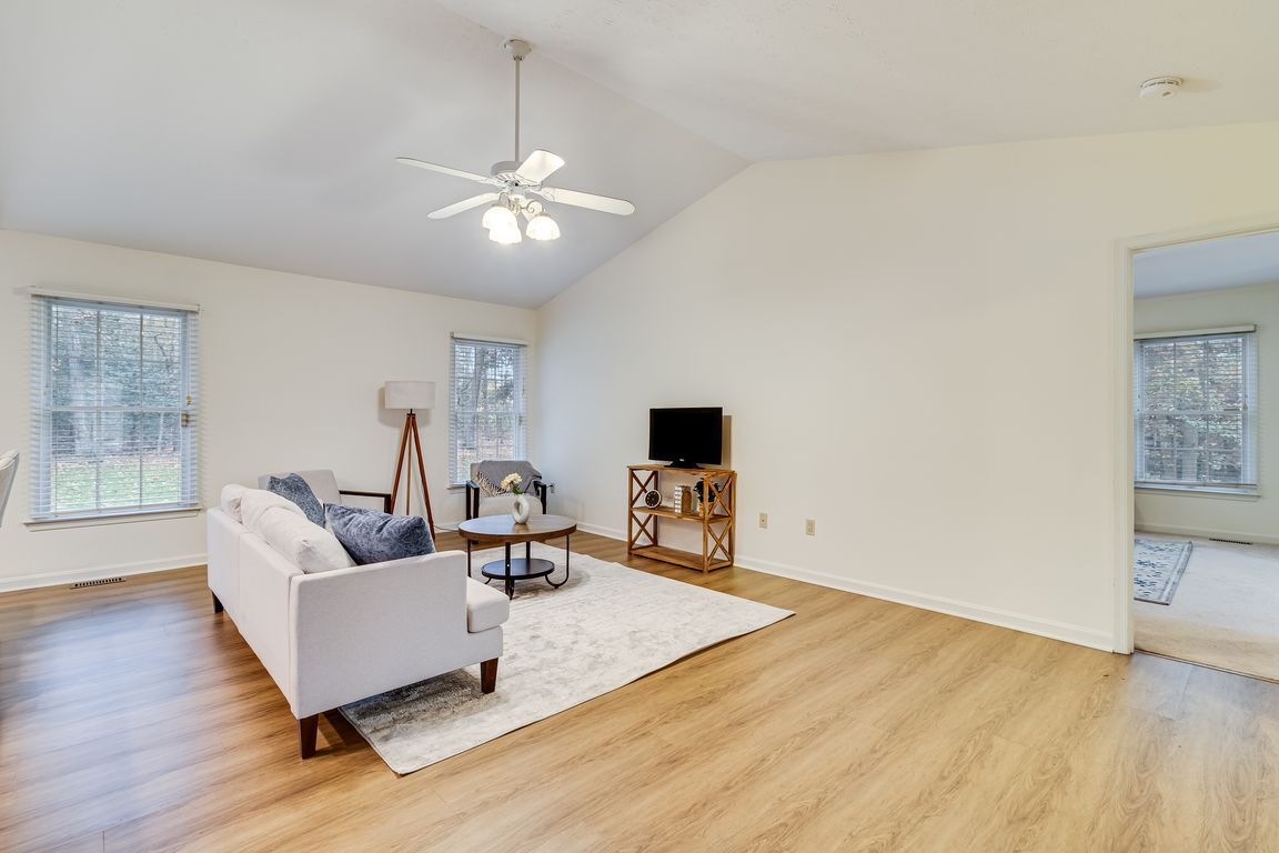 next background image