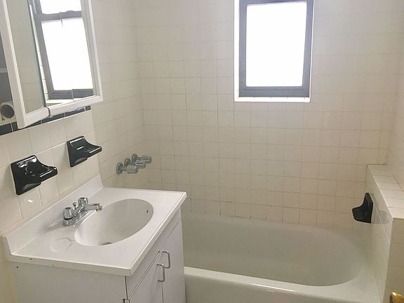 5th image of 9019 88th Ave APT F12
