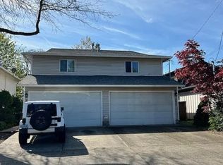 251 W Ipswich St, Gladstone, OR