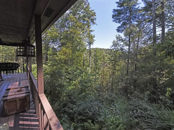 353 Kells Ridge Ct, Ellijay, GA 30540