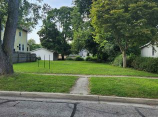 726 Cass St, Monroe, MI 48161