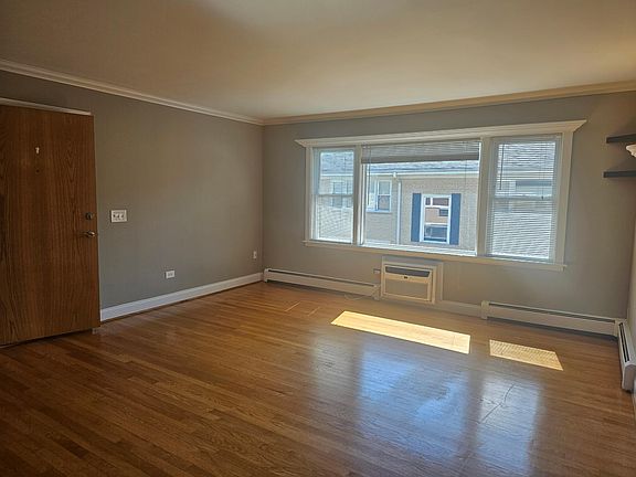 2nd image of 4932 N Leonard Dr Unit 3A