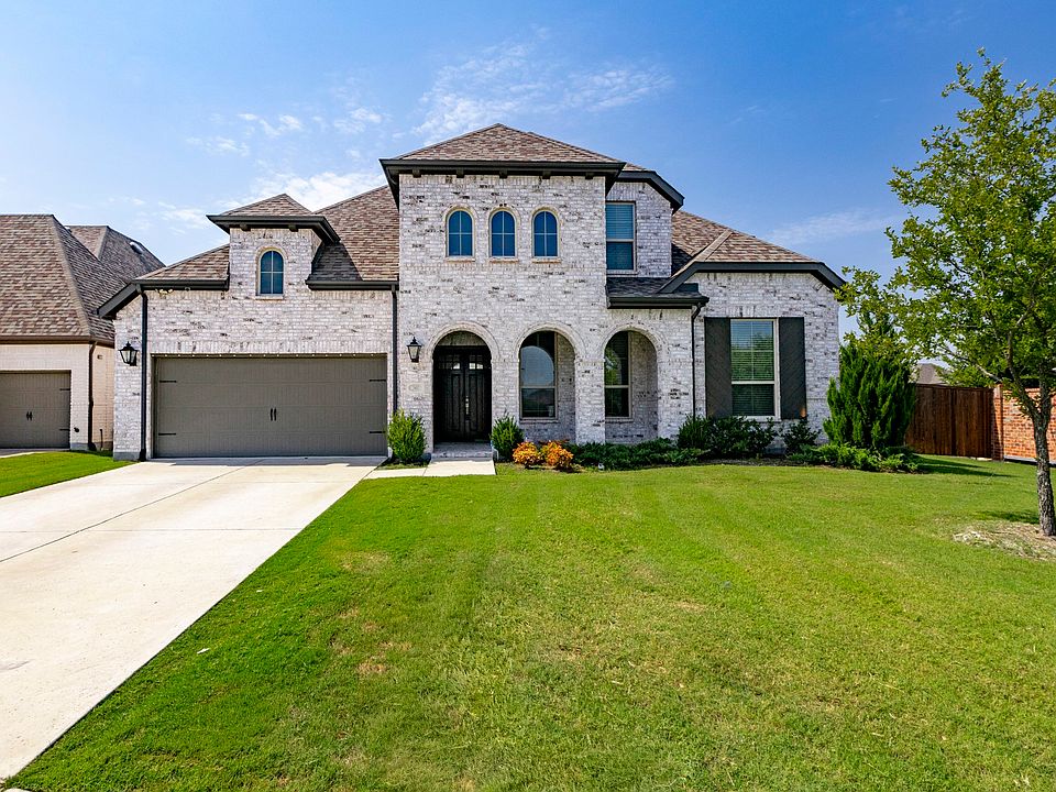 1st image of 2602 Delta Dr