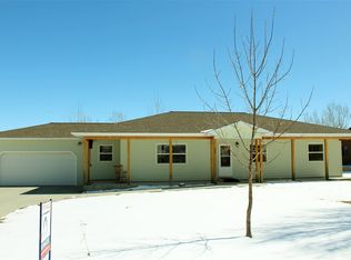 809 S 7th St, Basin, WY 82410
