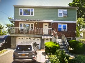 28 Nelson St, Yonkers, NY