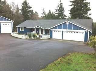 218 Greenwood Rd, Cathlamet, WA 98612