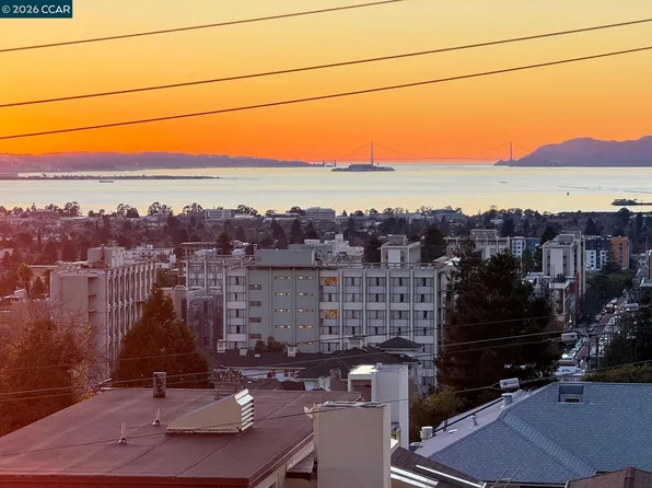 2 Panoramic Way APT 304, Berkeley, CA 94704