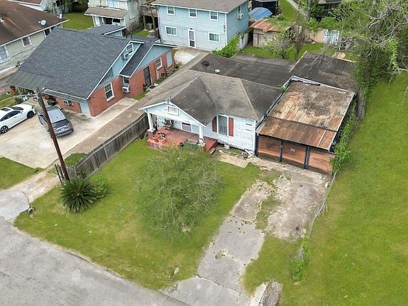 4th image of 209 Frawley St