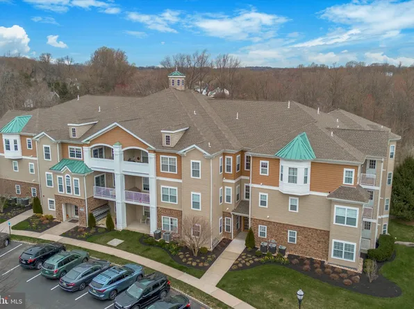4000 Village Way #4205, Boothwyn, PA 19061