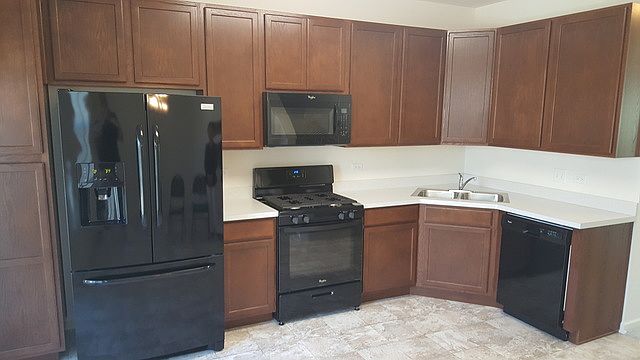 1st image of 406 Town Center Blvd #406