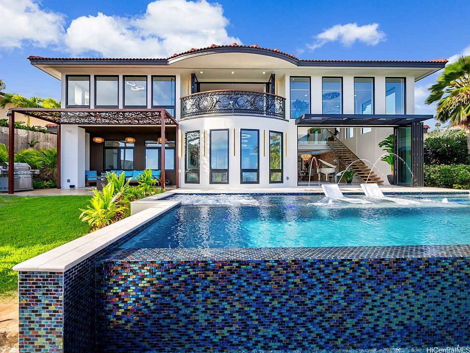 1st image of 123 Waihili Pl