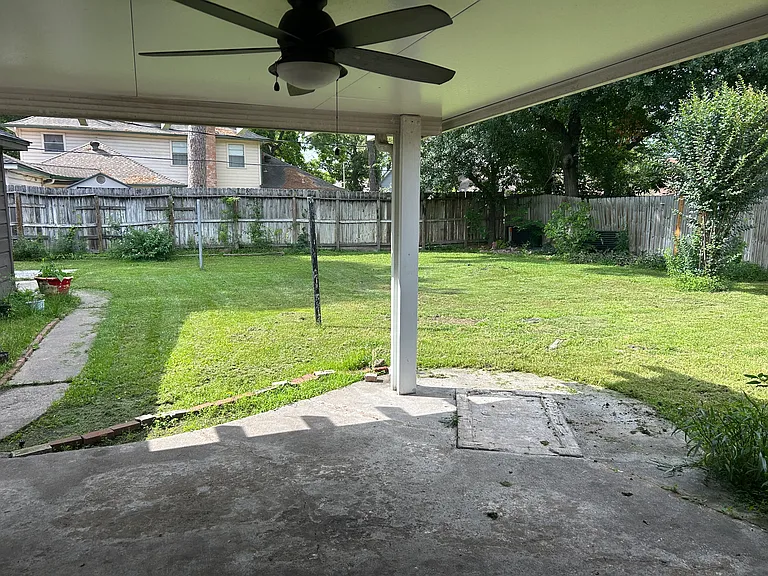1006 Caspian Ln — Photo 28