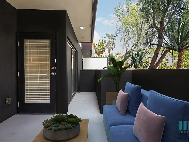 Large-Size Patio with Sky Views