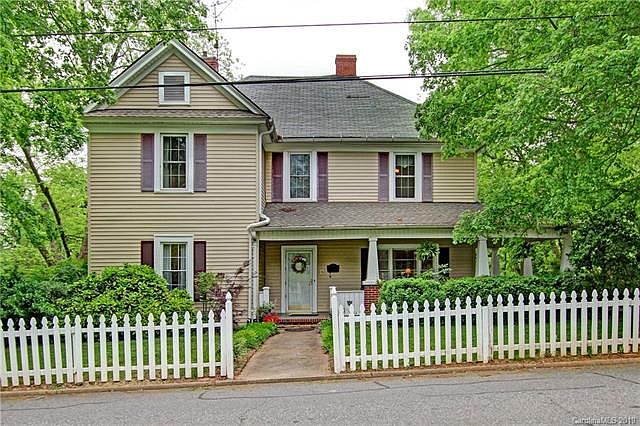 1st image of 121 S Patterson St