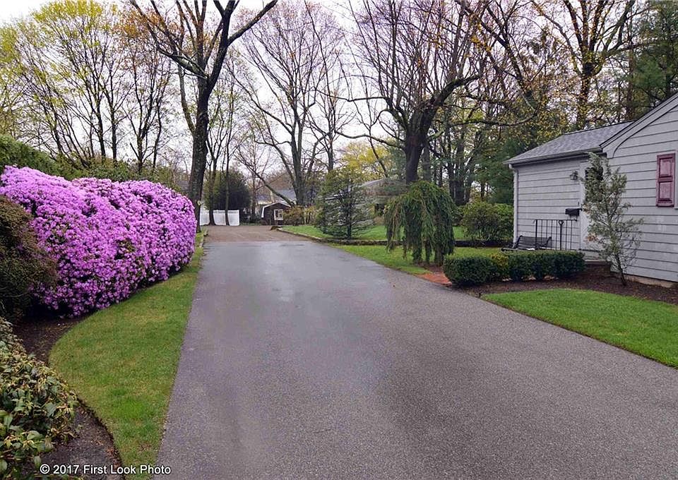 288 Mayfield Ave, Cranston, RI 02920 Zillow