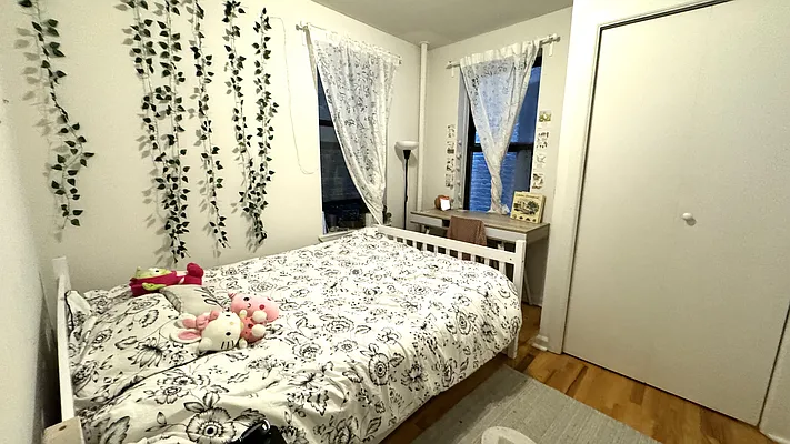 Rented by HOLTON REAL ESTATE INC. | media 15