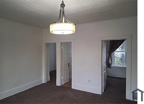 3 bed, 2000 sqft, $1,650 — Photo 4