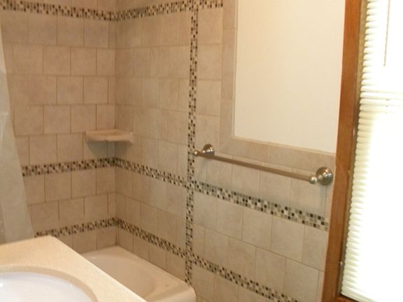 3rd image of 2219 4th St NE #1