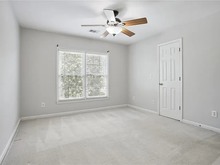 12250 Broadleaf Ln — Photo 21