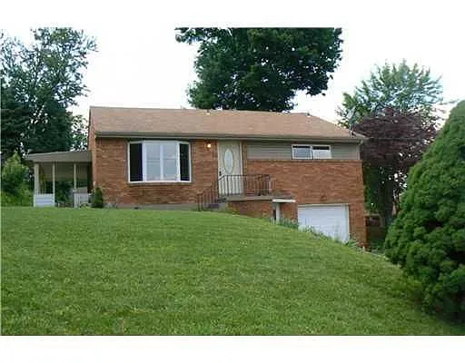 4402 McKenzie Dr photo 1