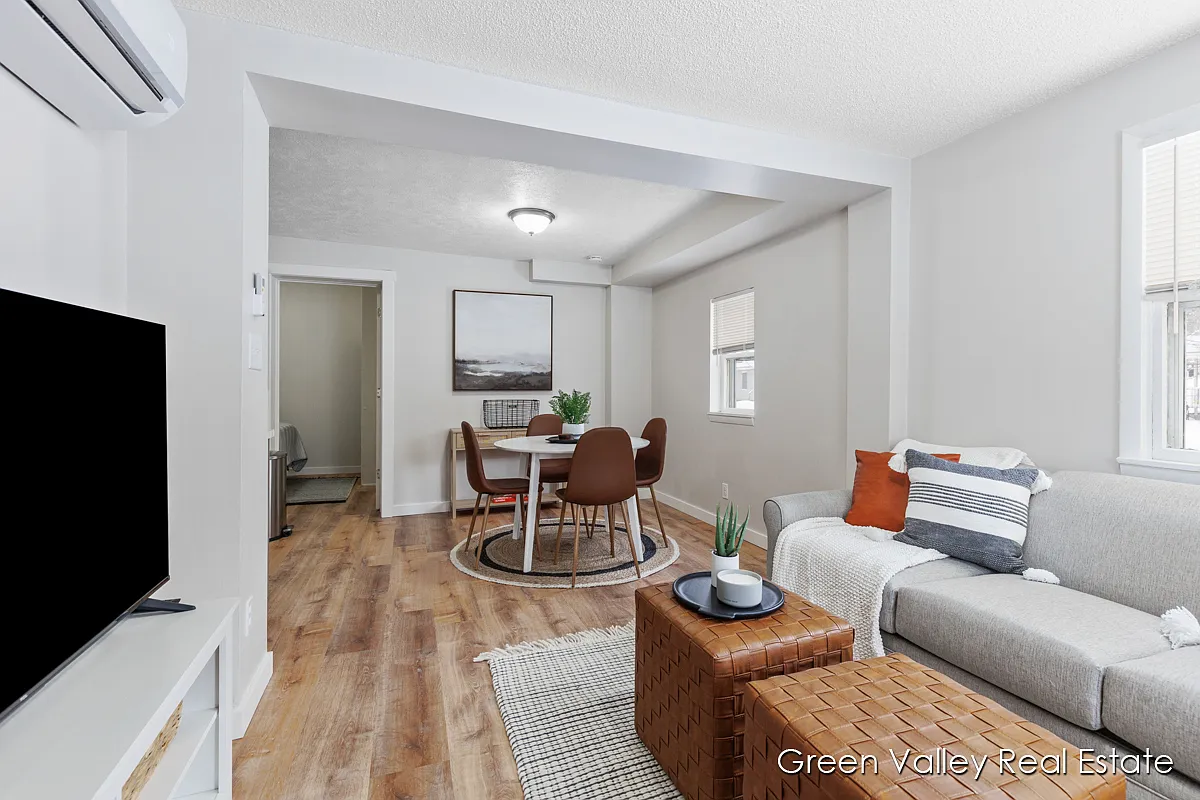 1543 Beidler St — Photo 4
