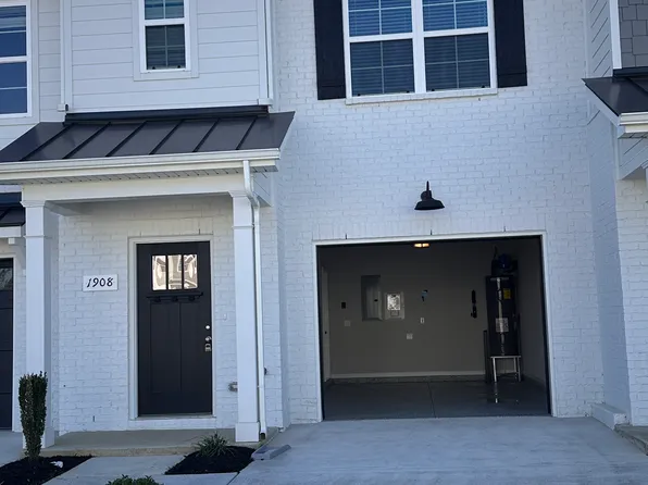 1908 Bethpage Dr, Murfreesboro, TN