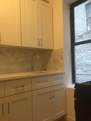 Rented by Bohemia Realty Group | media 10