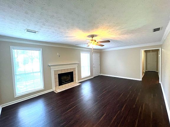 Living room 2
