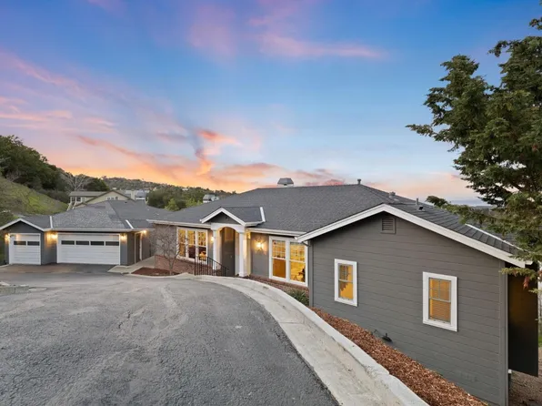 578 Hillside Rd, Redwood City, CA 94062